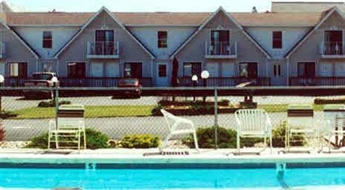 Bridgeview Motel Mackinaw City Exterior photo